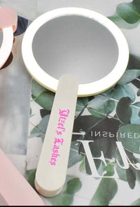 Ytzel’s Lashes LED Mirror